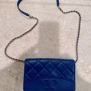 Tory Butch Savannah Wallet Chain Clutch